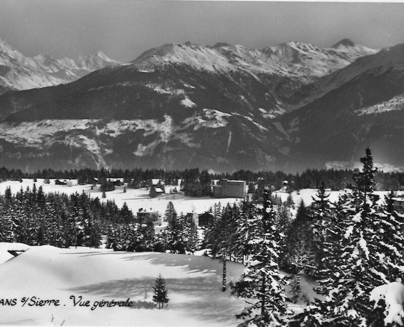 Vue d'ensemble vers le sud. Vers 1950