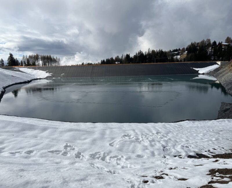 Lac de Chermignon vu de l'est. 04. 12. 2024