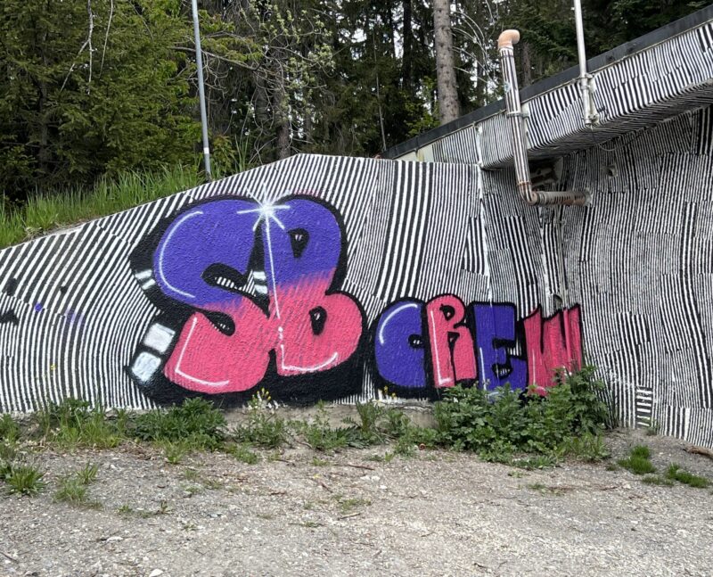 Wall painting. Mur de la station de filtrage de Crans-Montana. 19.05.2025