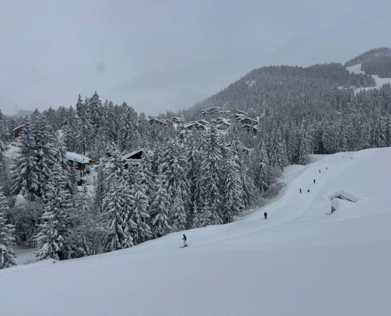 Piste et chalets de Plans-Mayens. 18. 02. 2026