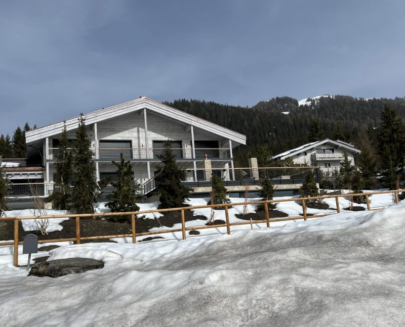 Chalets Chantarella et Alenka. 22.03.2026