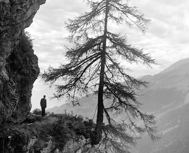 Le bisse du Rô vers 1935. Photo de Charles Dubost devenue classique