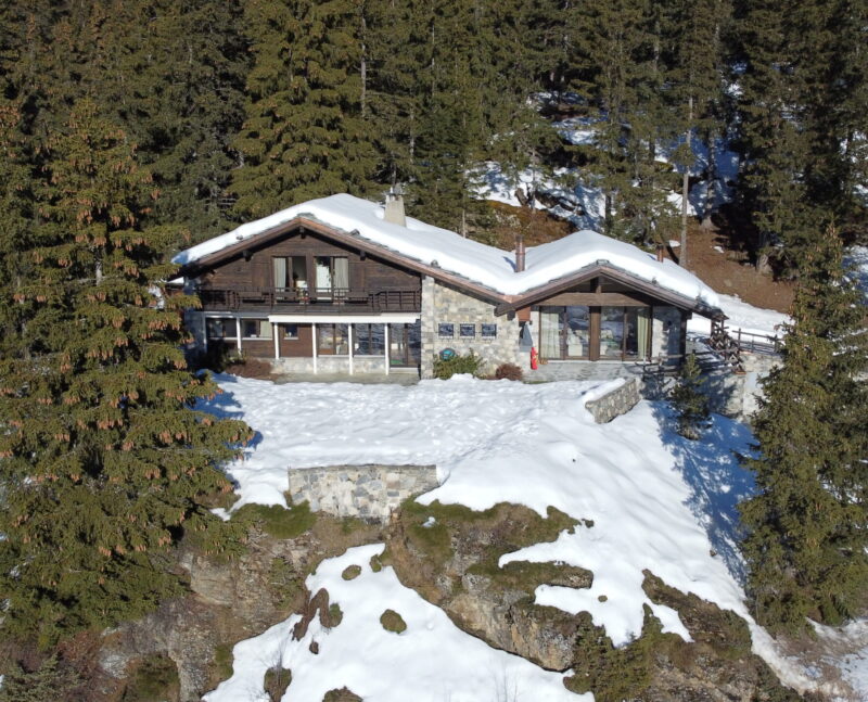 Le Chalet Zwissig, datant de 1950, a été agrandi en 2022-2023. 24. 12. 2023