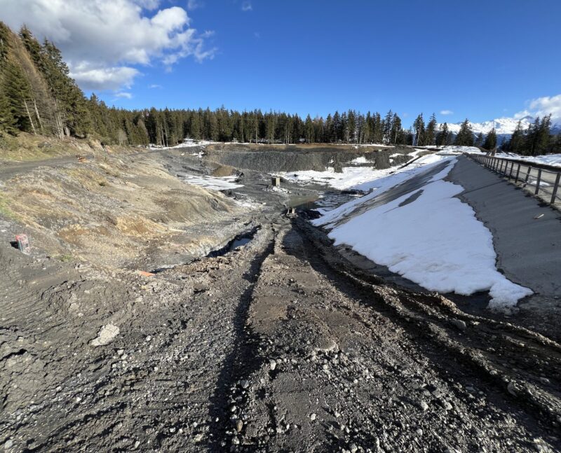 Début mars 2024. Le lac a été vidé. 16.03.2024